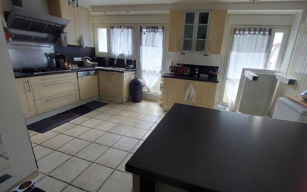 Maison à vendre    5 pièces • 100 m2 Bouffémont