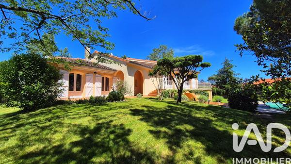 Maison à vendre 6 pièces 220 m² Léguevin