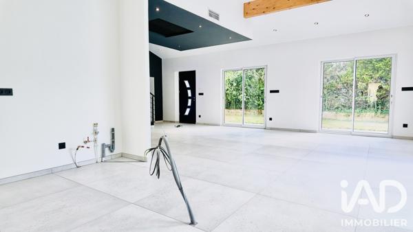 Maison à vendre 5 pièces 141 m² Corbas