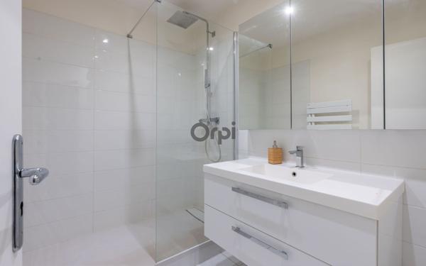 Appartement à vendre    2 pièces • 41 m2 Saint-Maur-des-Fossés