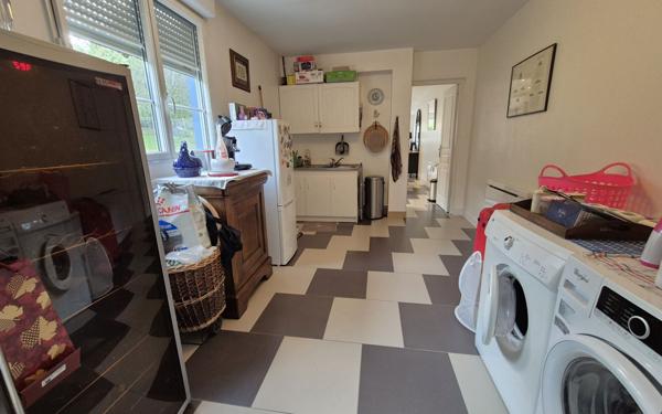 Maison à vendre    5 pièces • 218,57 m2 La Rivière-Saint-Sauveur