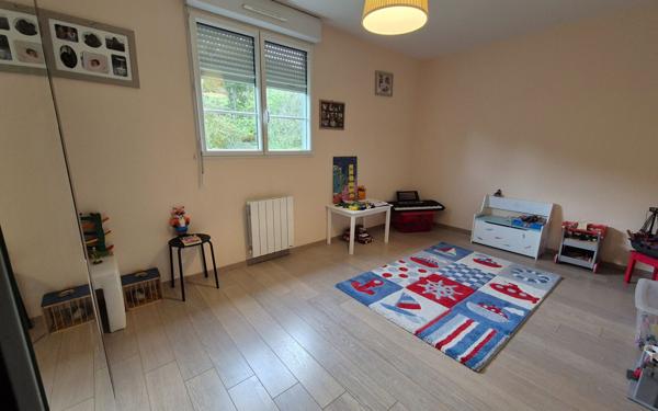 Maison à vendre    5 pièces • 218,57 m2 La Rivière-Saint-Sauveur