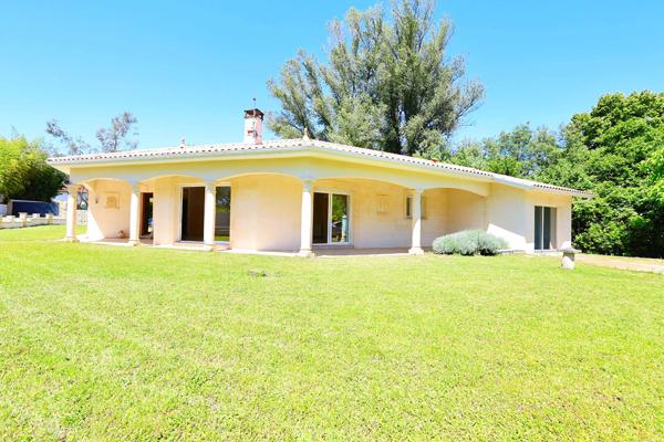 Maison 7 pièces à louer à Léognan - Réf. 4427