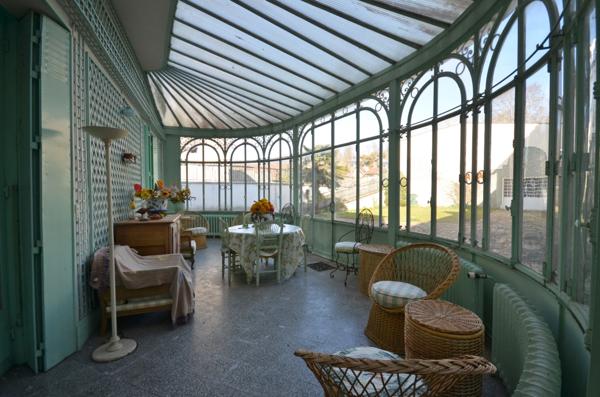 CHATEAU THIERRY (02) centre, à vendre grande maison bourgeoise de 400 m2 habitables avec bâtiment de 800 m2