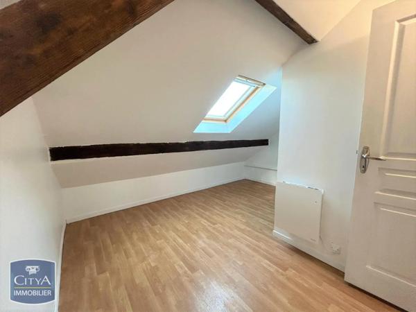 Appartement à louer 2 pièces 28.31m² Corbeil-Essonnes (91100)