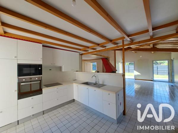 Maison à vendre 10 pièces 165 m² Sainte-Foy-lès-Lyon