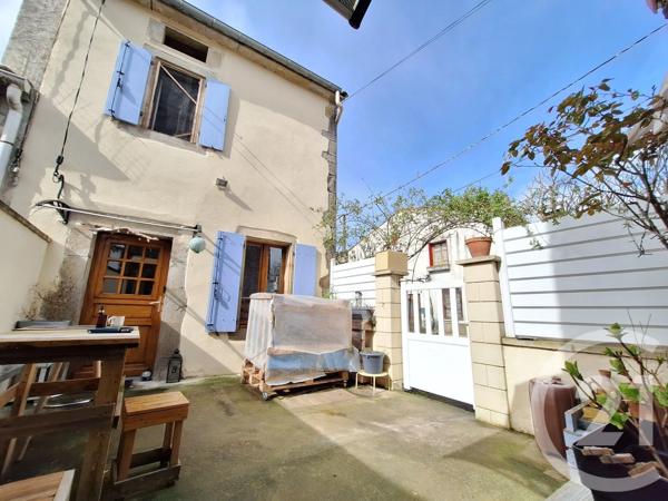 Maison à vendre  3 pièces - 50,56 m 2   FOIX  - 09