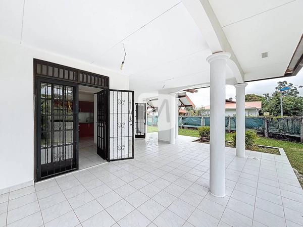 Dpt Guyane (973), à vendre REMIRE-MONTJOLY maison individuelle T4 de 91 m²