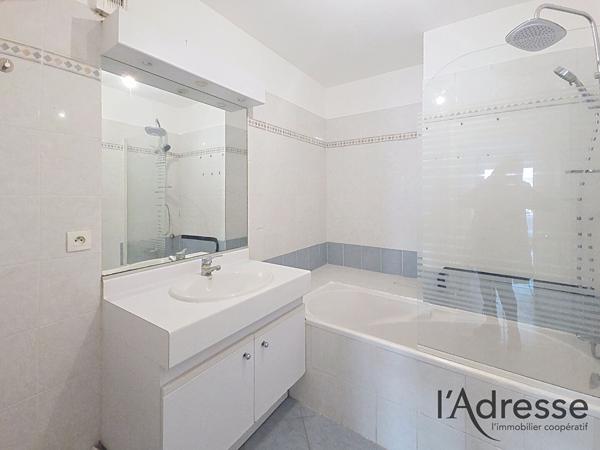 RARE ! Spacieux 3 pièces avec jardin et garage !