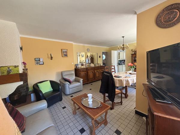 CARCASSONNE, Maison avec jardin et garage