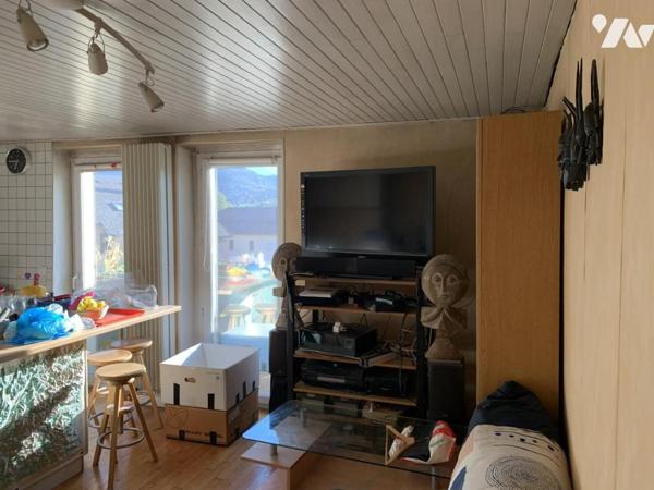 Appartement T3 avec entrée indépendante - Fort potentiel d'aménagement - La Ravoire