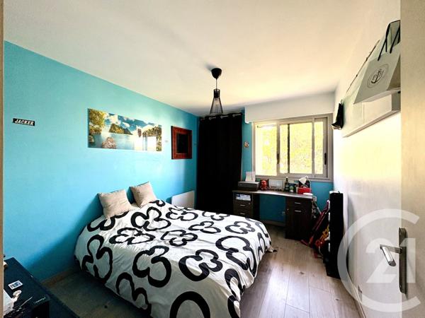 Appartement F7 à vendre  7 pièces - 103,98 m2 TOULON - 83