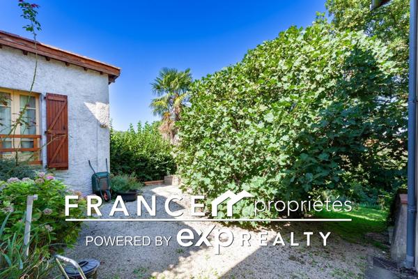 Deux maisons T4 et T3 + grange