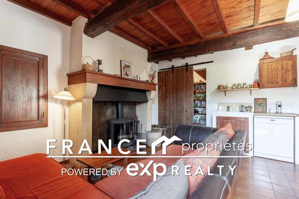 Deux maisons T4 et T3 + grange