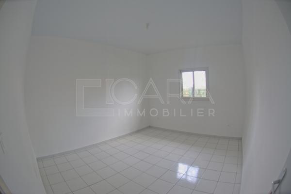 Location Appartement 2 Pièce(s) MATOURY (97351) 670 €