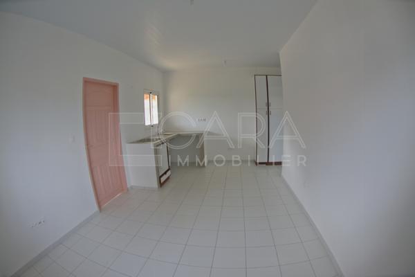 Location Appartement 2 Pièce(s) MATOURY (97351) 670 €