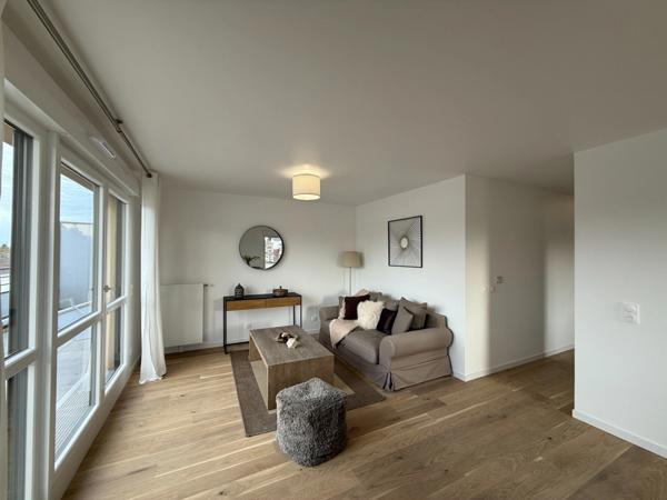 Appartement à vendre 4 pièces MONT SAINT AIGNAN (76)