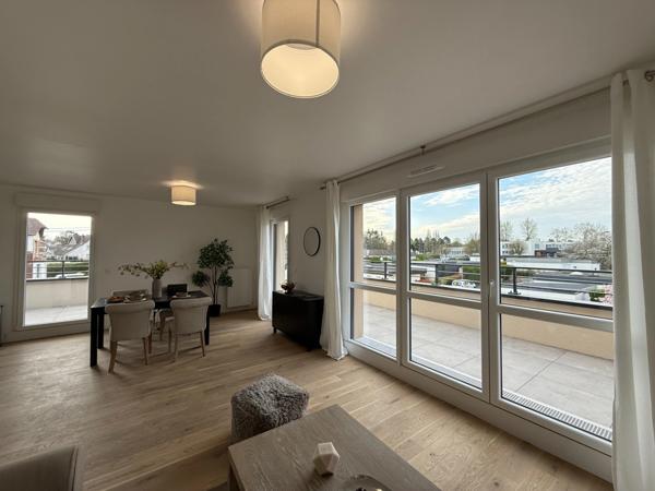 Appartement à vendre 4 pièces MONT SAINT AIGNAN (76)