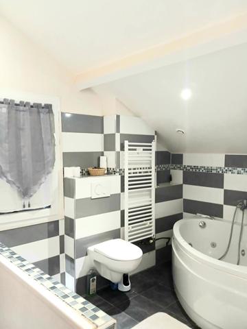 Maison à MONTATAIRE, 60160 - 4 pièces 75m²