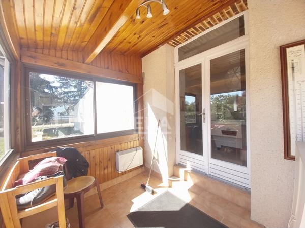 Maison T5 à vendre - CHITENAY - Beaux volumes entièrement rénovés, 2 Chbs, salle bien-être avec SPA (poss. 3ème Chb), dép./Grand garage.