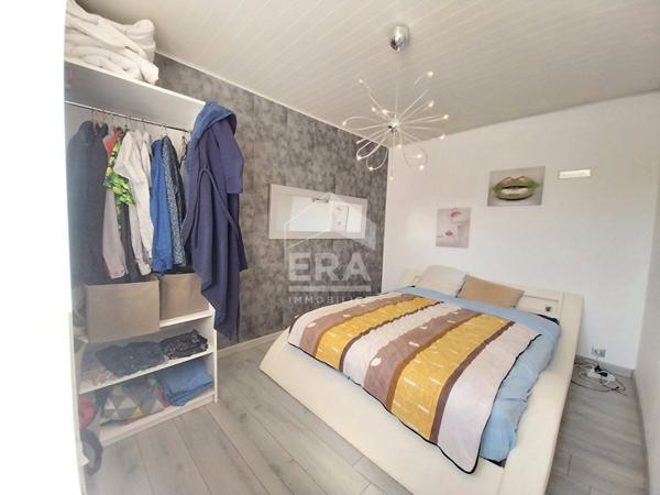 Maison T5 à vendre - CHITENAY - Beaux volumes entièrement rénovés, 2 Chbs, salle bien-être avec SPA (poss. 3ème Chb), dép./Grand garage.