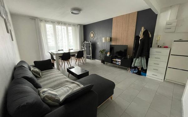 Appartement à vendre    3 pièces • 65,98 m2 Pontoise