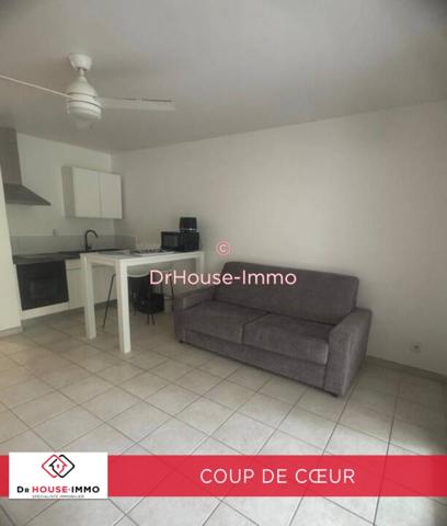 Appartement à louer 4 pièces de 160 m²