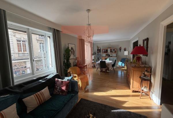 Saint-Étienne (42000) Très bel appartement rénové T2 de 61,11m² rue Michelet hyper centre