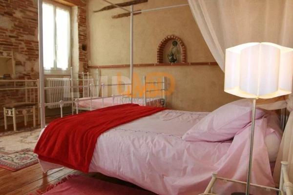 Gîte et chambres d'hôtes 750 m2 + dépendances