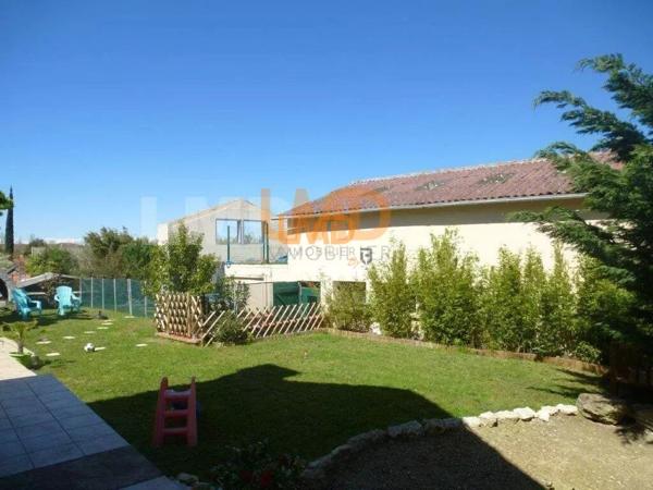 Gîte et chambres d'hôtes 750 m2 + dépendances