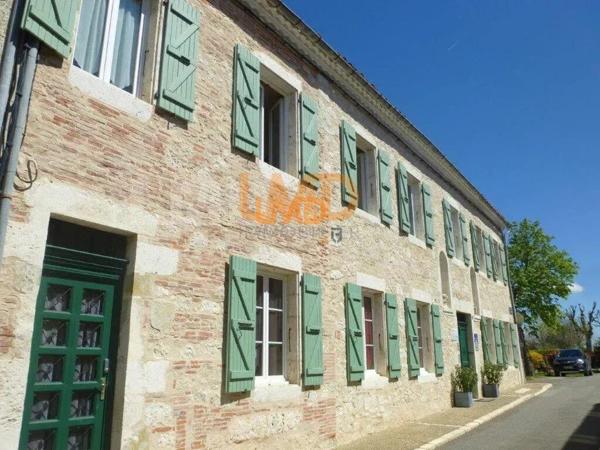 Gîte et chambres d'hôtes 750 m2 + dépendances