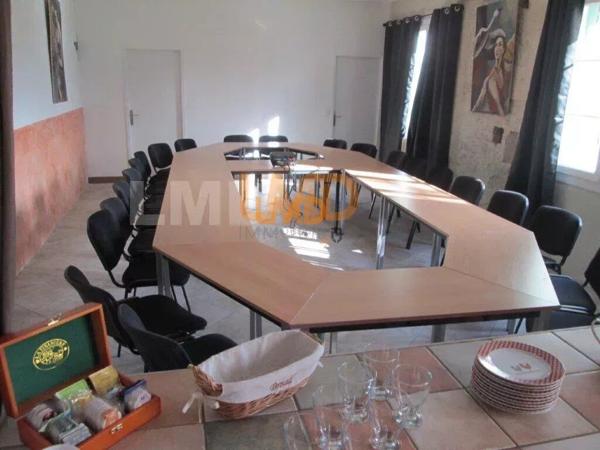 Gîte et chambres d'hôtes 750 m2 + dépendances