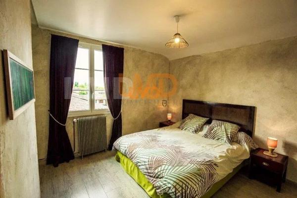 Gîte et chambres d'hôtes 750 m2 + dépendances
