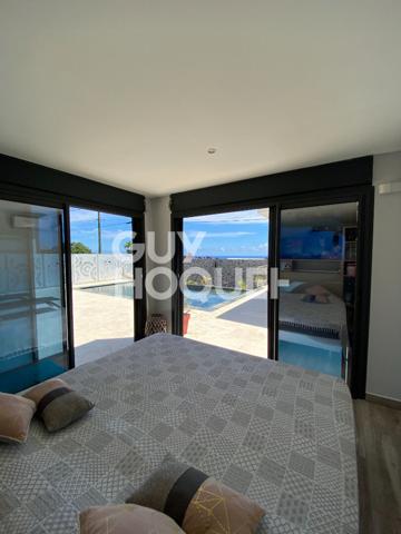 Maison F6 180m² à Bagatelle Sainte-Suzanne