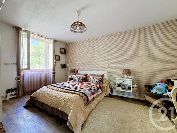 Maison à vendre  5 pièces - 162,55 m 2   ST POURCAIN SUR SIOULE  - 03