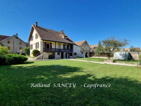 Maison à vendre 7 pièces sur 11 ares de terrain