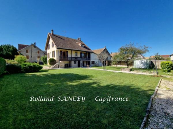 Maison à vendre 7 pièces sur 11 ares de terrain