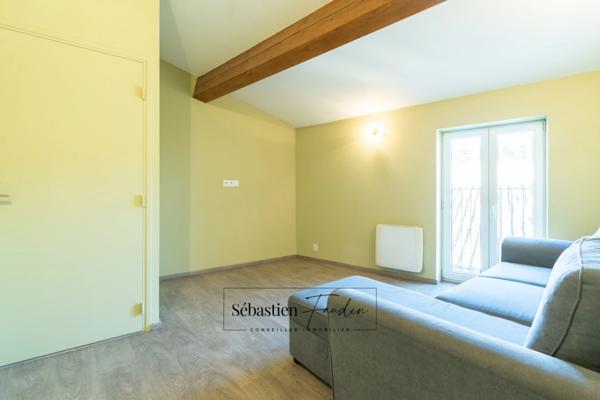 Appartement à vendre 3 pièces SOLLIES TOUCAS (83) - T3 de 56 m² - Duplex - Dernier étage - Proche commerces - Stationnement facile