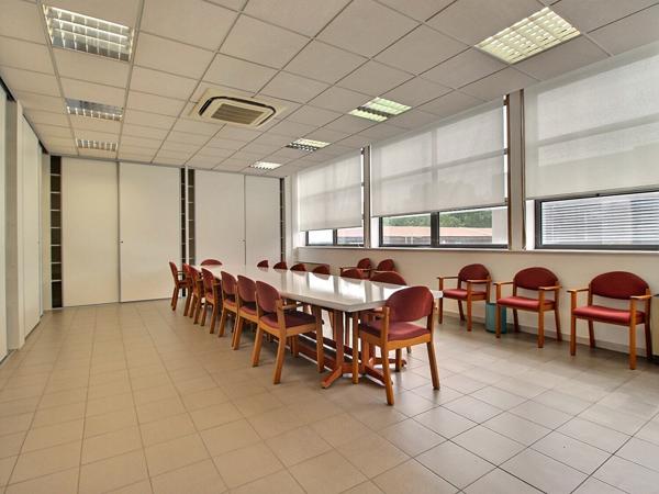 Bureaux à vendre à Avignon - 273,39 m² - Réf. 6176