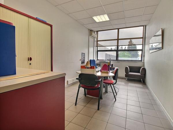 Bureaux à vendre à Avignon - 273,39 m² - Réf. 6176