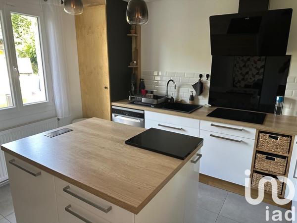 Maison à vendre 8 pièces 127 m² Saint-Germain-Laval