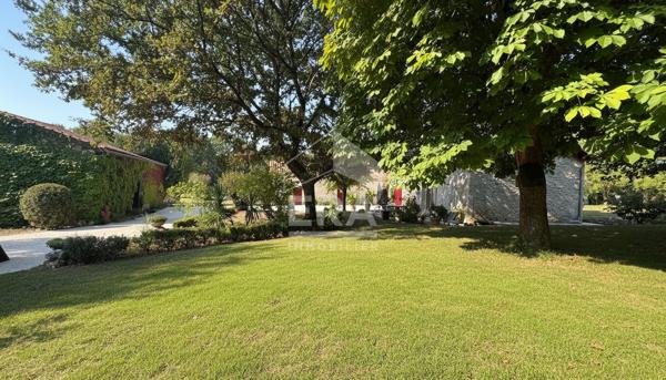 A VENDRE MAISON ANCIENNE DE TYPE 4 AVECDEPENDANCES ET 14.507M² DE TERRAIN