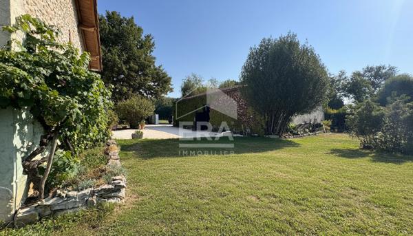 A VENDRE MAISON ANCIENNE DE TYPE 4 AVECDEPENDANCES ET 14.507M² DE TERRAIN