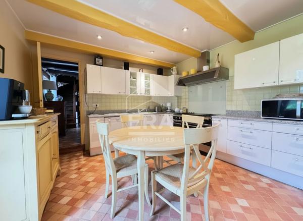 A VENDRE MAISON ANCIENNE DE TYPE 4 AVECDEPENDANCES ET 14.507M² DE TERRAIN