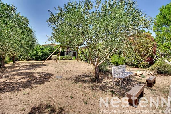 A VENDRE FLAYOSC Maison 3 chambres PISCINE GARAGE sur terrain de 1200 m² clos