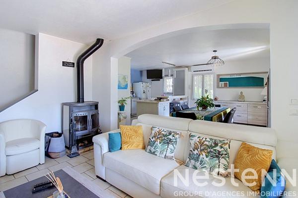 A VENDRE FLAYOSC Maison 3 chambres PISCINE GARAGE sur terrain de 1200 m² clos