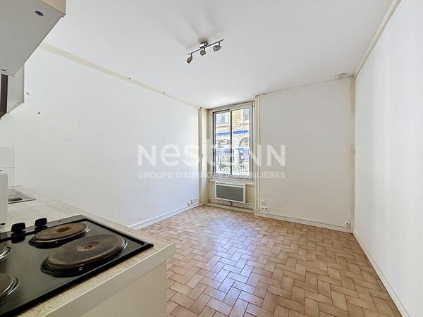 Appartement Lyon  studio proche gare Part Dieu