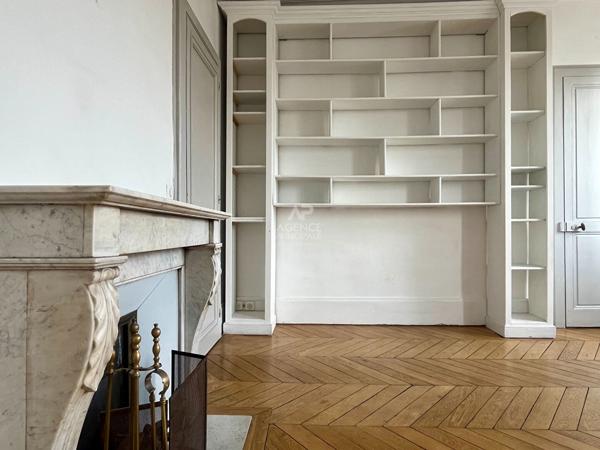 «Versailles Quartier Notre-Dame » Bel appartement familial de 105,77 m², 4 chambres, Charme de l'ancien § Loyer 2 500 €/mois charges comprises **  - Référence  28341
