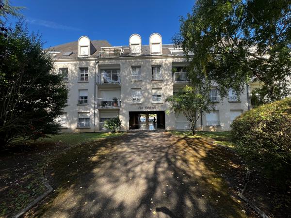 APPARTEMENT T2 de 44m² - BALCON - CAVE - PARKING