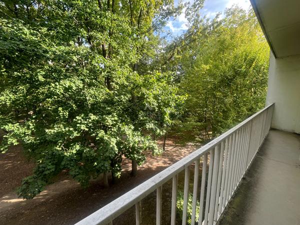 Appartement Cergy 4 pièce(s) 82.45 m2 €219 000 ** - Référence 11066